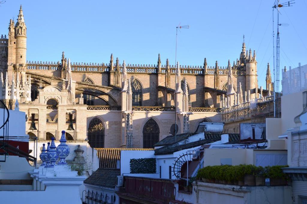 Apartamento Stunning Attic With Private Terrace And Parking Optional Sevilla Exterior foto